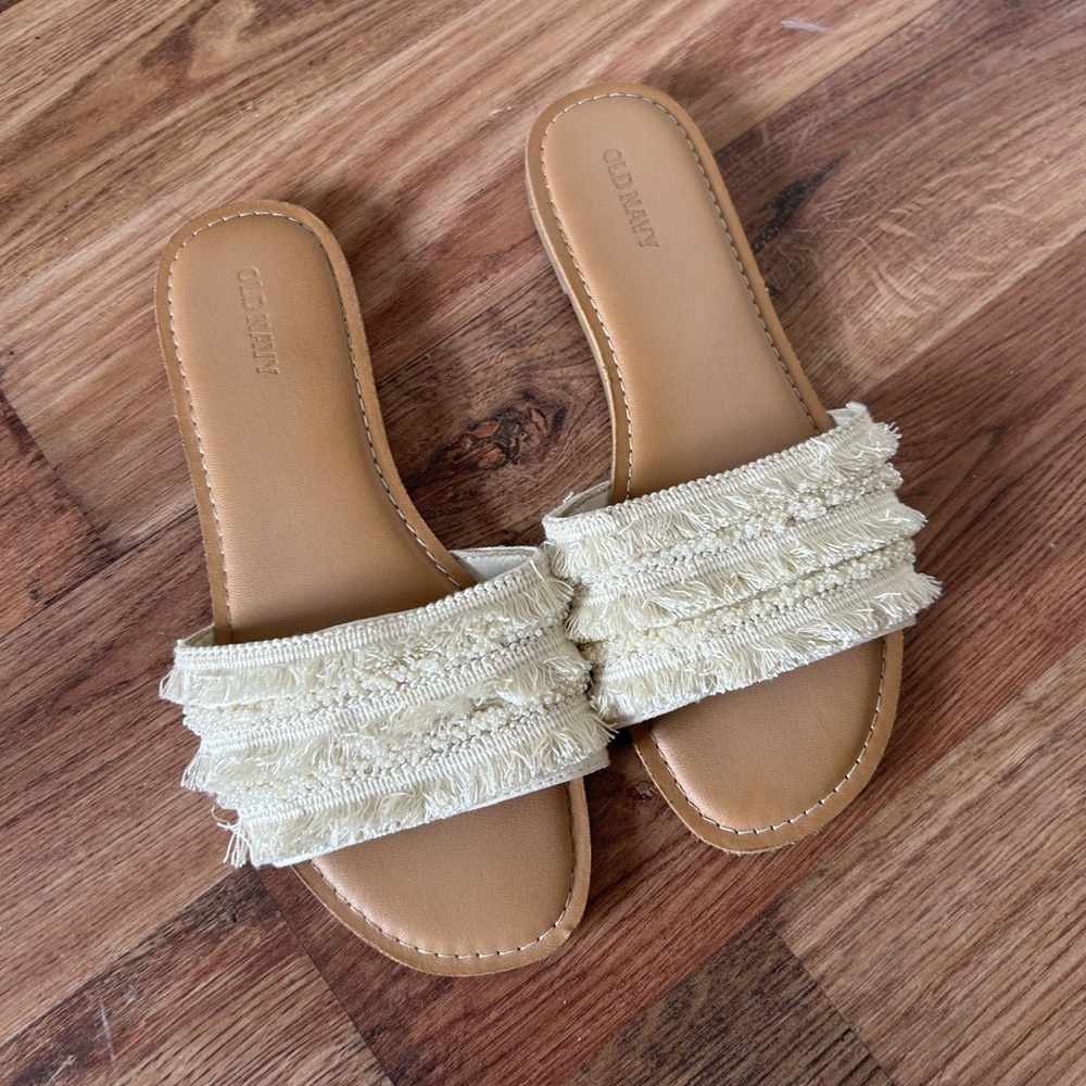 OLD. NAVY Fringy Slide Sandal With Beads